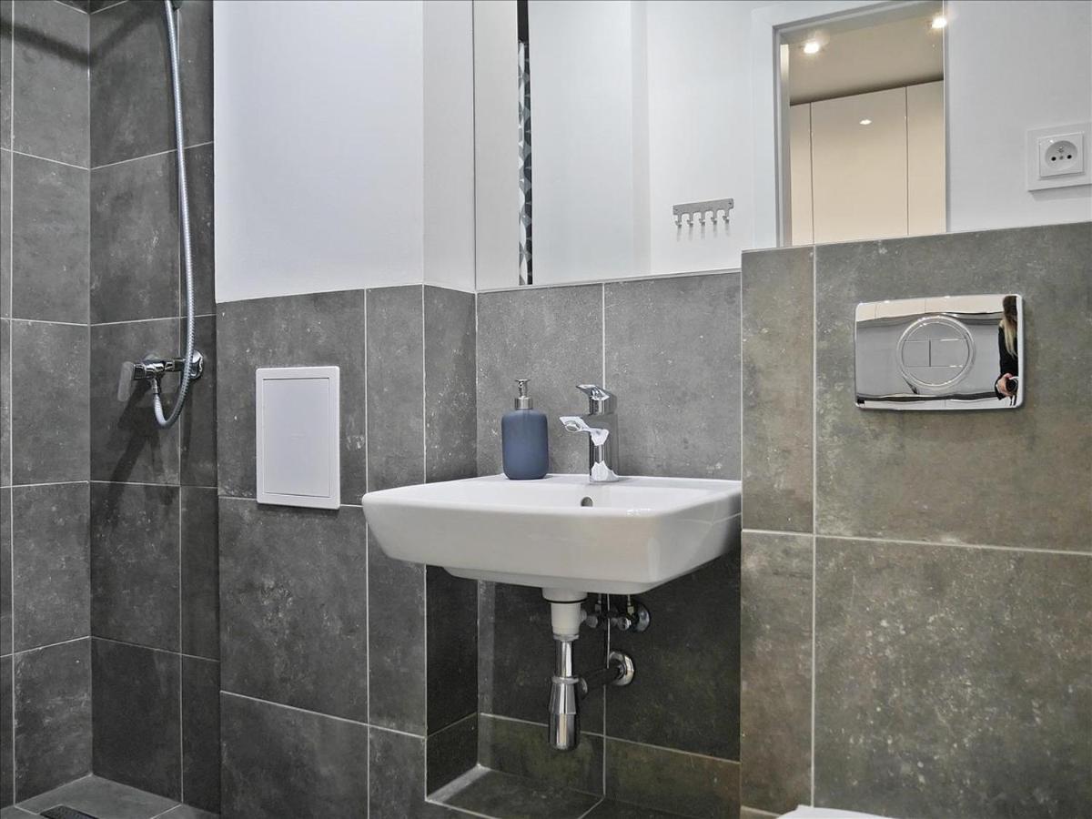 Bagno 154 City Centre Варшава Экстерьер фото